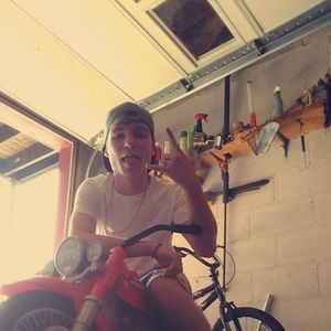 Meet your Posher, Genesis